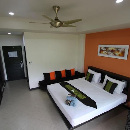Babylon Pool Villas Nai Harn Exterior foto