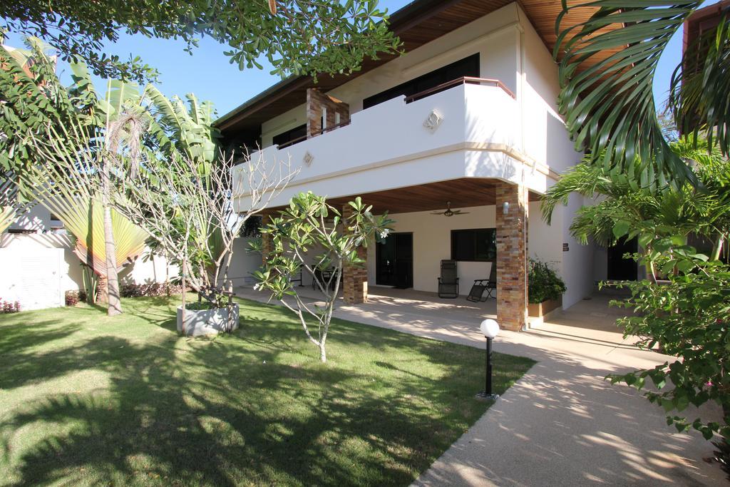 Babylon Pool Villas Nai Harn Exterior foto